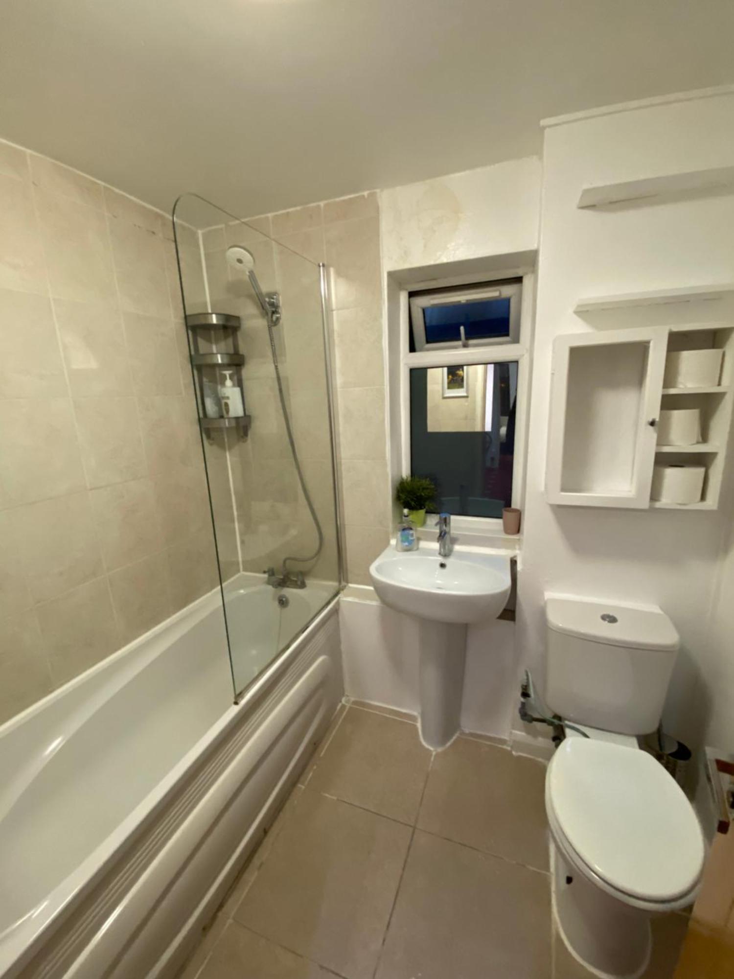 Fabulous Private Bedrooms Near Euston Station, Central London Exterior photo