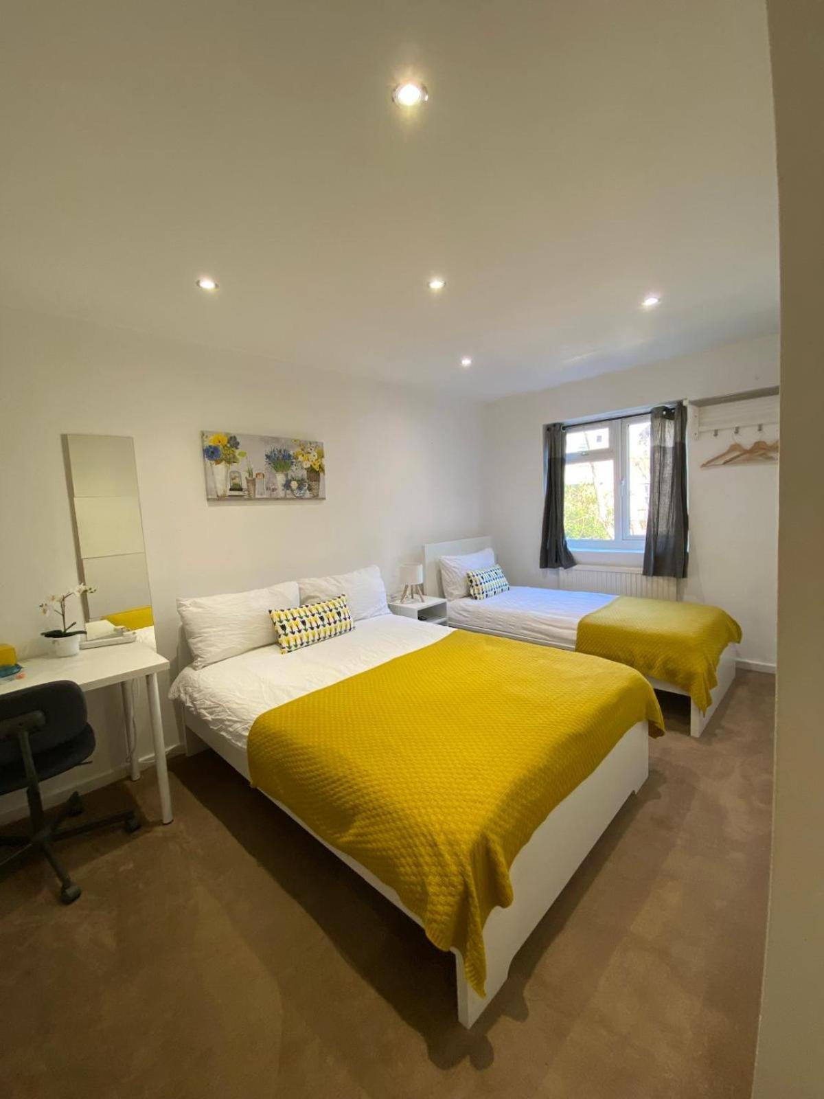 Fabulous Private Bedrooms Near Euston Station, Central London Exterior photo