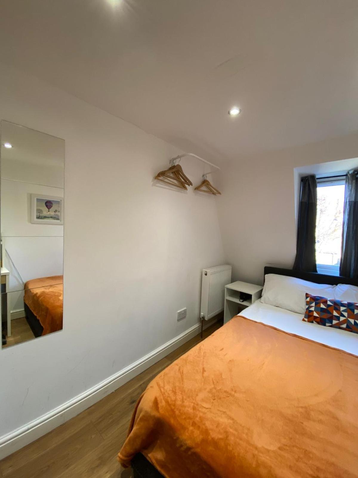 Fabulous Private Bedrooms Near Euston Station, Central London Exterior photo