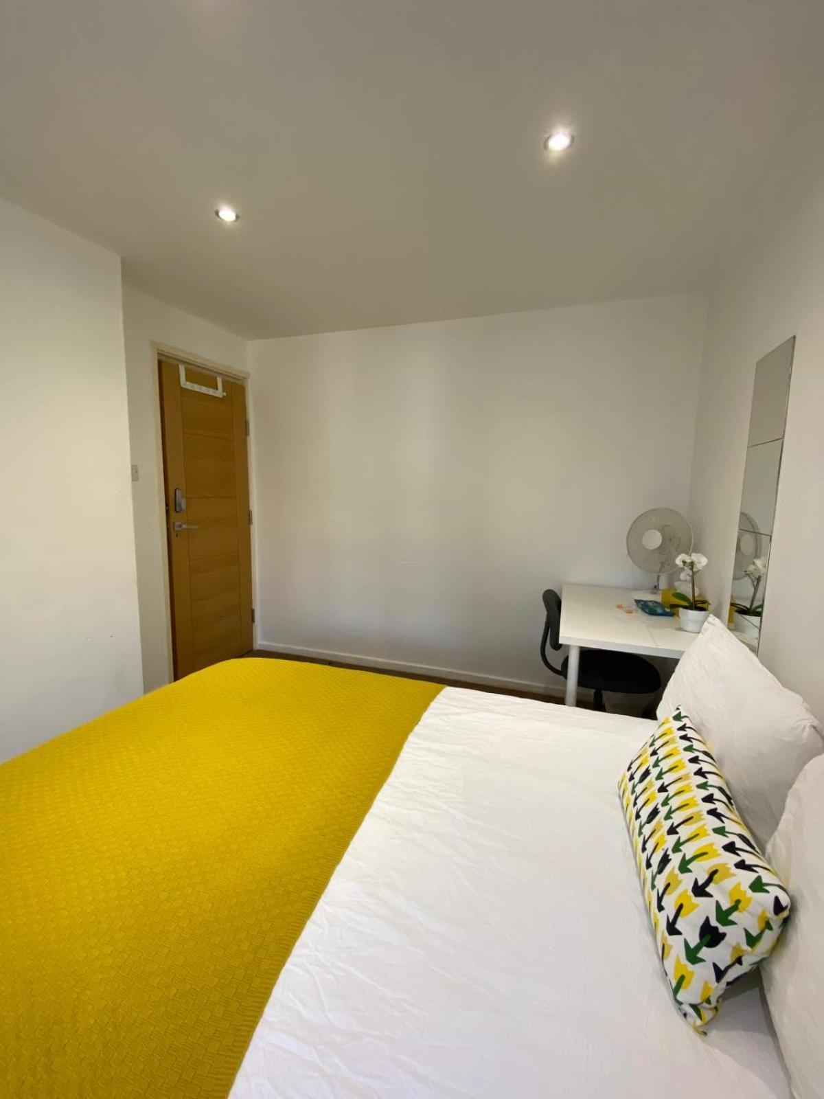 Fabulous Private Bedrooms Near Euston Station, Central London Exterior photo