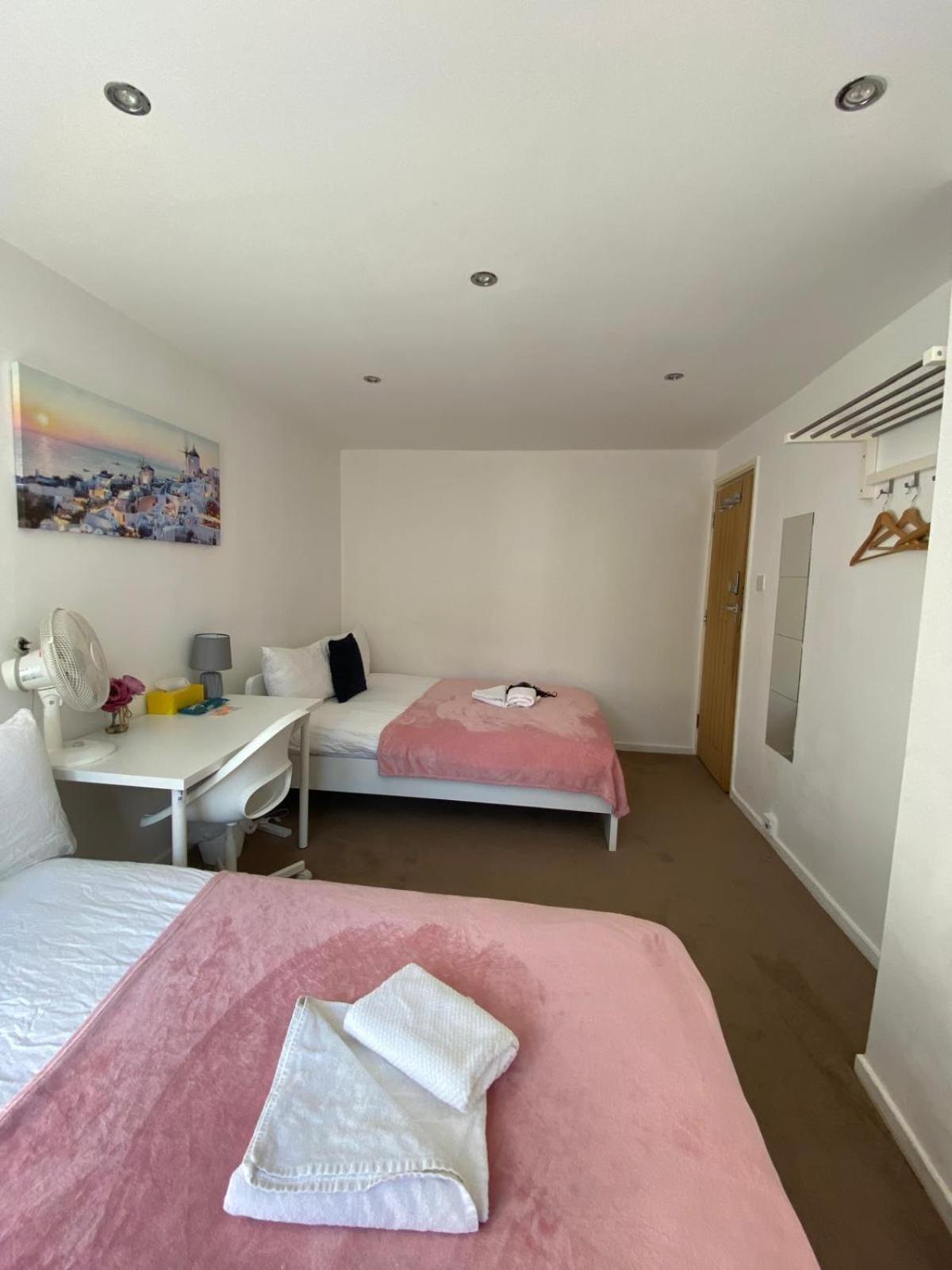 Fabulous Private Bedrooms Near Euston Station, Central London Exterior photo