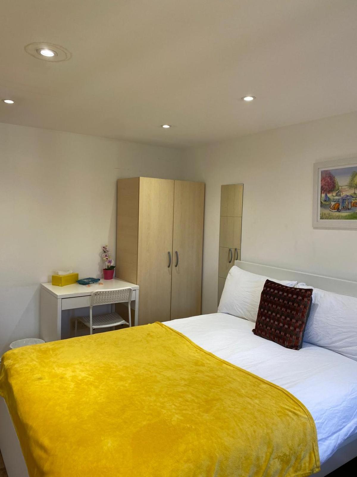 Fabulous Private Bedrooms Near Euston Station, Central London Exterior photo